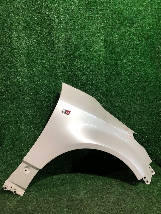 фото №1, Крило переднє правий toyota yaris iv gr