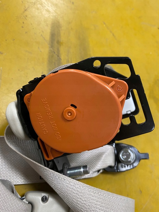 фото №2, Pas безпеки зад середній infiniti q50