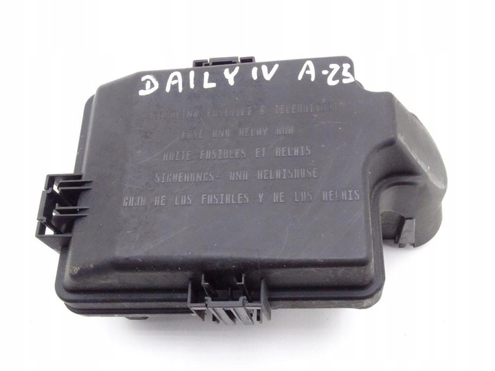 фото №1, Iveco daily iv v 06-14 защита корпус предохранителей 69500825 69500167