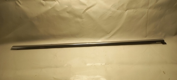 фото №1, Уплотнитель планка хром дверь правые зад задний vw passat b8 3g9839476