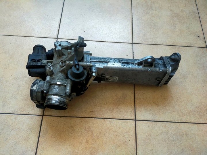 фото №6, Volvo s60 v60 s80 xc60 v70 s80 xc70 клапан egr дроссельная заслонка 31216665