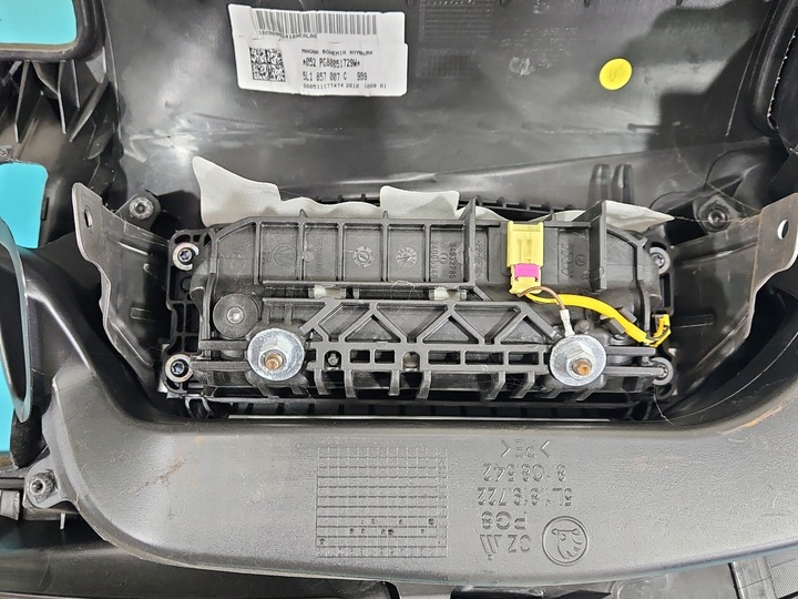 фото №9, Панель роздавальна консоль капот skoda yeti подушка безпеки пасажира оригінал