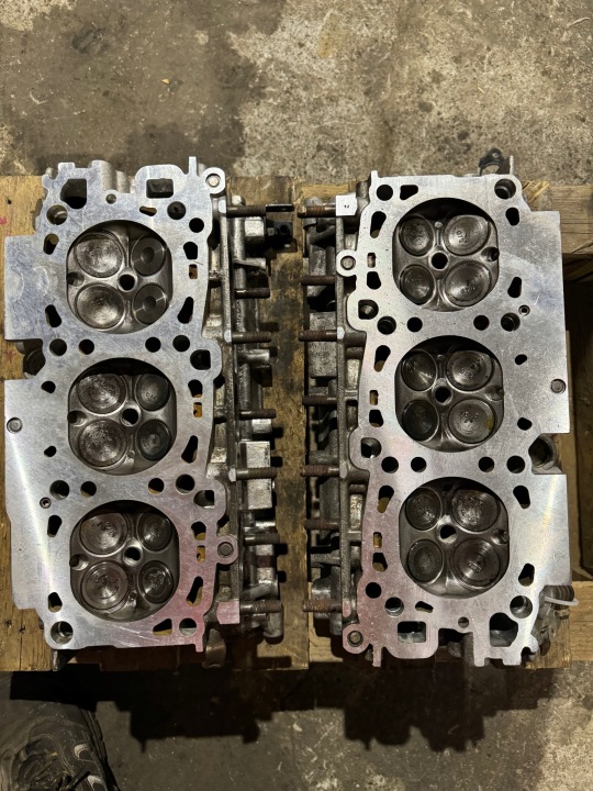 фото №14, Головка ліва права mitsubishi pajero iii 3.5 gdi 00-06r. 6g74