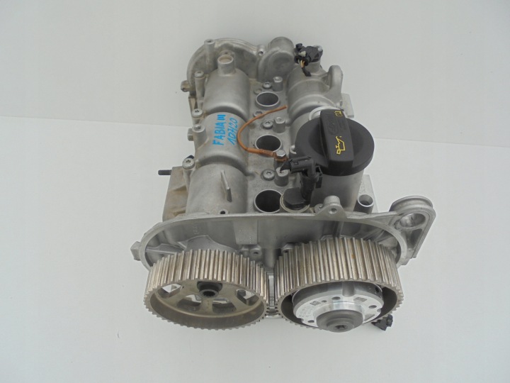 фото №12, Fabia iii 1.0 mpi бензин головка двигуна 04c103479a 04c103475h 04c103064n