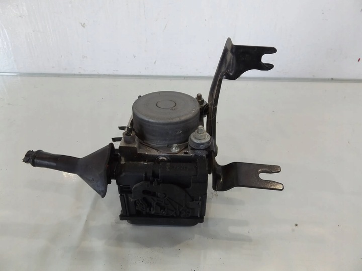 фото №1, Clio iii 1,2tce насос abs 8200747140