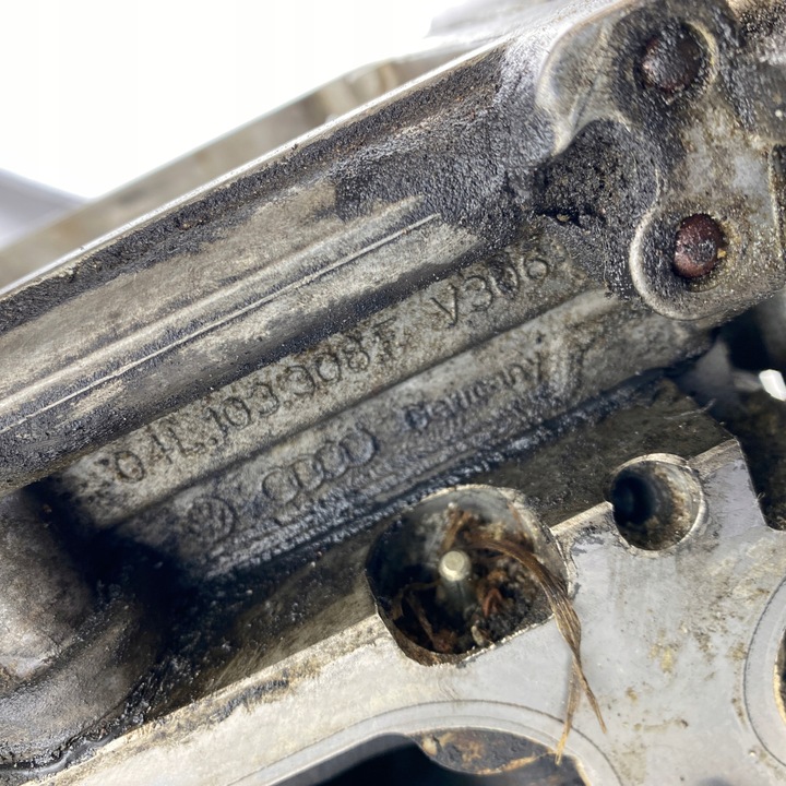 фото №7, Головка з розподільчі вали audi a3 vw golf 2,0 seat skoda 2.0 gtd tdi