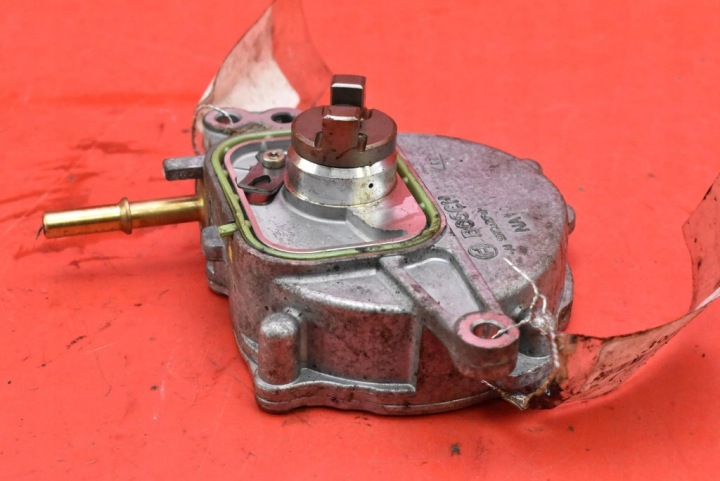 фото №6, Насос вакуум wakum f009a10018 toyota yaris 4 iv 1.5 12v 125 km 20-