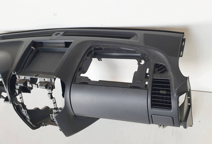 фото №6, Isuzu d-max ii 14r торпедо раздаточная консоль капот