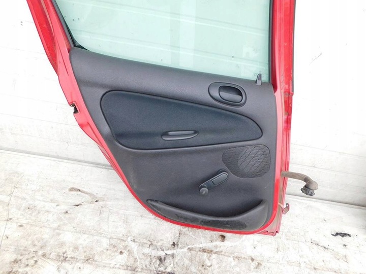 фото №8, Peugeot 206 1.4 b 04r рестайлинг дверь левый зад