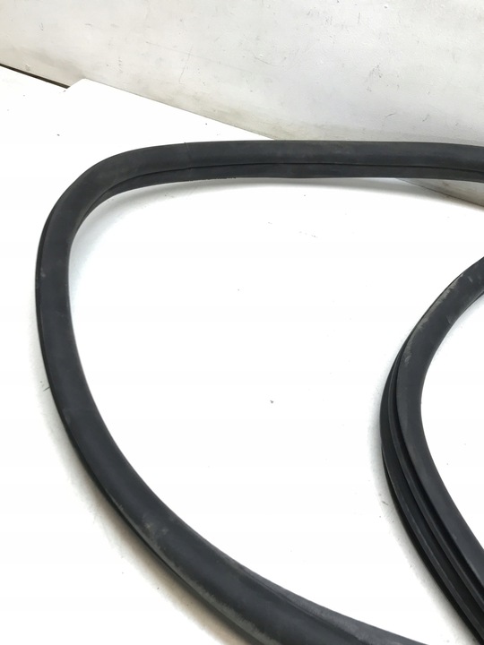 фото №3, Mercedes-benz оригинальный номер a2056970251 прокладка дверь