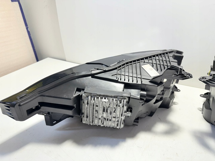 фото №7, Volvo xc60 2 ii лампа лампы передние полный led 32133549 32133548