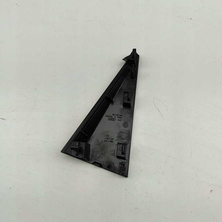 фото №5, Audi q4 sportback e-tron 2024 рамка бардачка панели распределительной