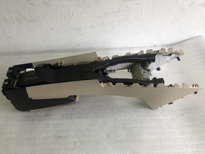 фото №13, Тунель середній підлокітник 3c0864207m vw passat cc