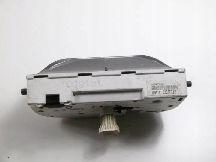 фото №10, Seat toledo i 1l 1.6b спидометр 1l0919033ec3zy