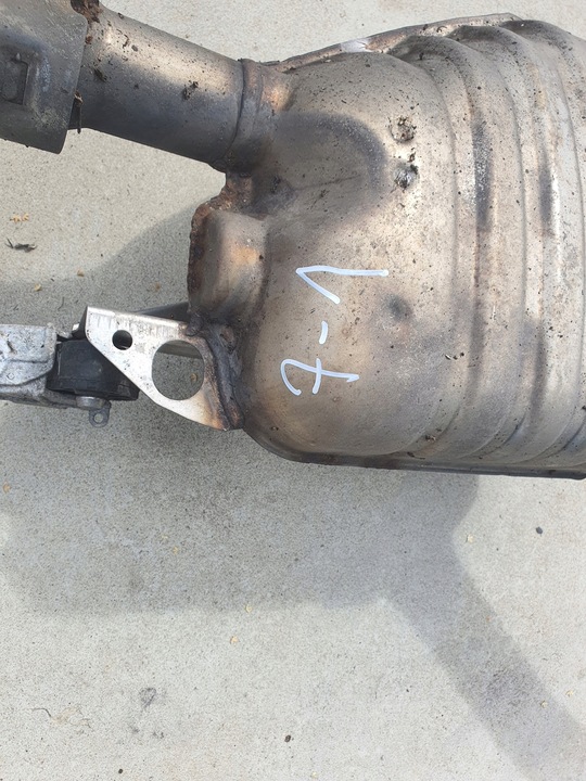 фото №4, Audi a4 b8 a5 вихлоп глушник труба 2,7 3,0 tdi 8k0253611r 7-1