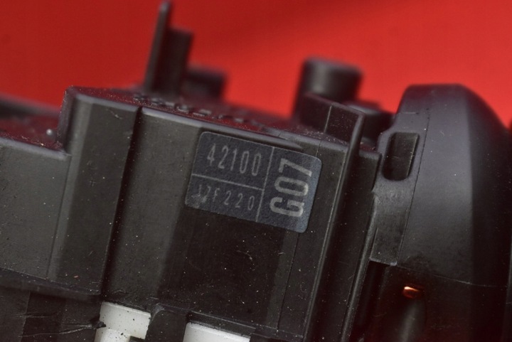 фото №10, Перемикач комбінований перемикач-павук 17f060 17f100 toyota prius 2 ii xw20 рестайлінг 05-11