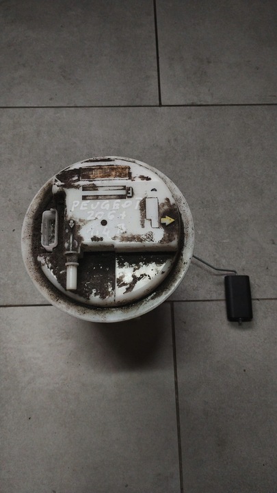 фото №1, Peugeot оригинальный номер 9642124080c насос топлива