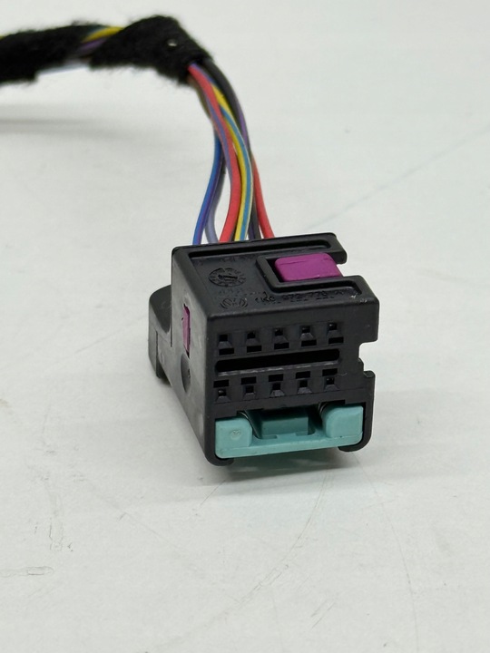 фото №11, Audi volkswagen seat skoda штекер разъём соединитель + шланг 1k0972776