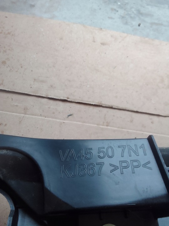 фото №13, Mazda cx50 23- панель под лобовым стеклом пластиковый va45-50-7n usa