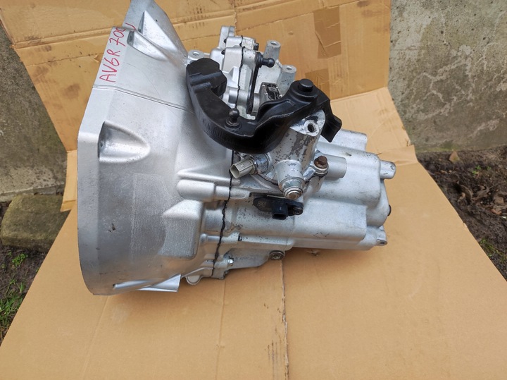 фото №6, Коробка передач коробки передач ford c-max ii av6r7002kj 1,6 tdci focus mk3