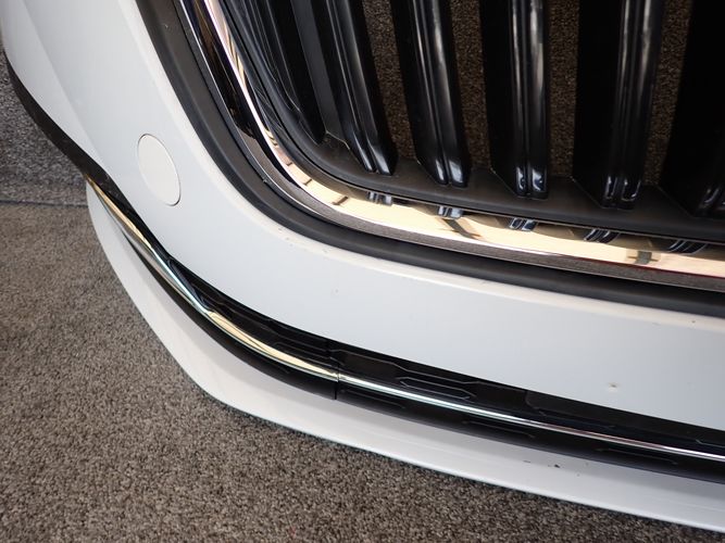 фото №7, Skoda octavia iv бампер переднє перед впуск повітря