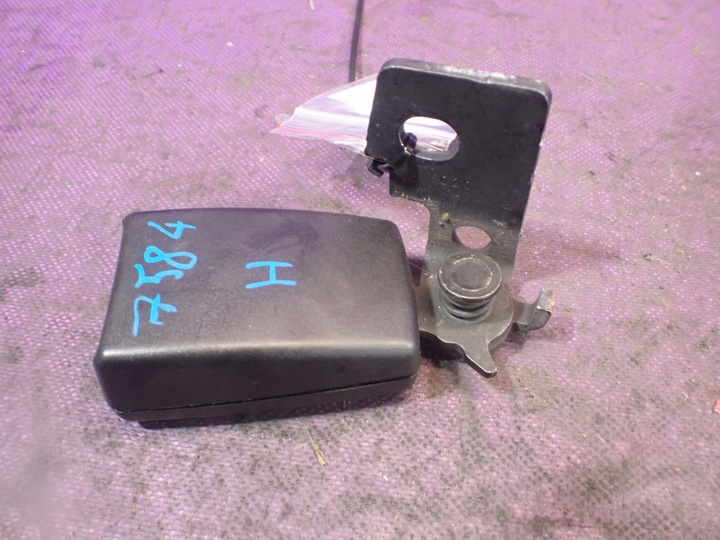 фото №1, Corsa d застібка застібка ременя лівий зад 735364449 13225290 40-126-6978