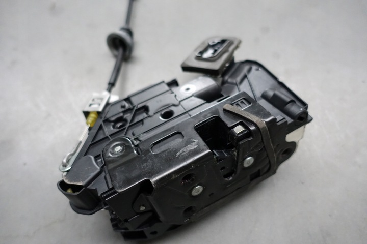 фото №1, Vw beetle 5c замок двері правий перед