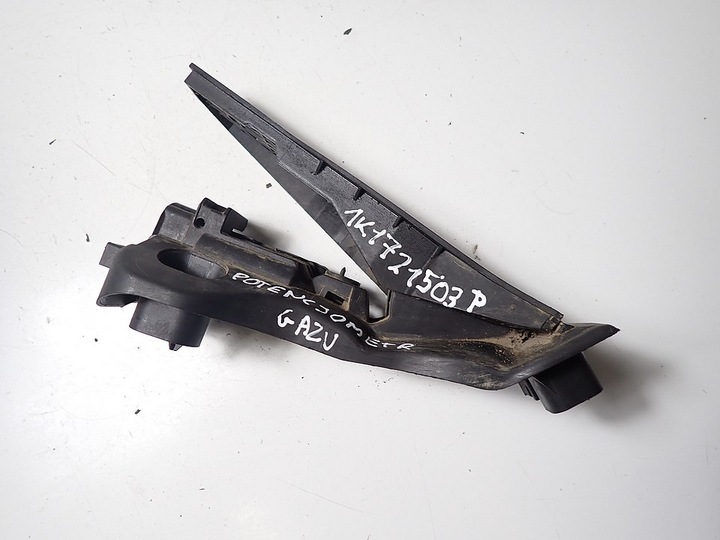 фото №1, Потенциометр газа vw golf v 1.9tdi 08r