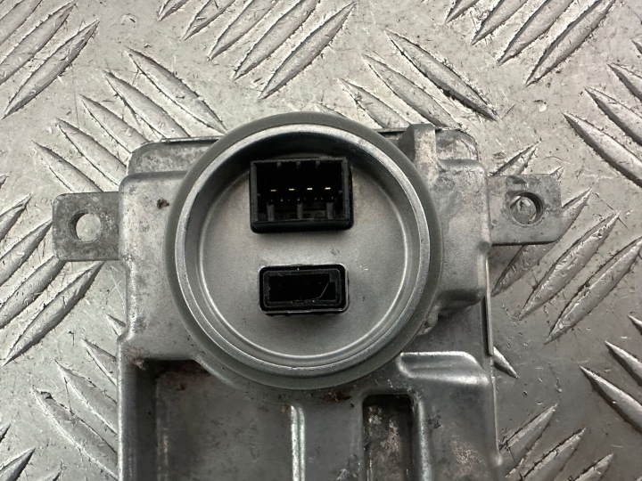 фото №8, Vw audi модуль-перетворювач 8k0941597e