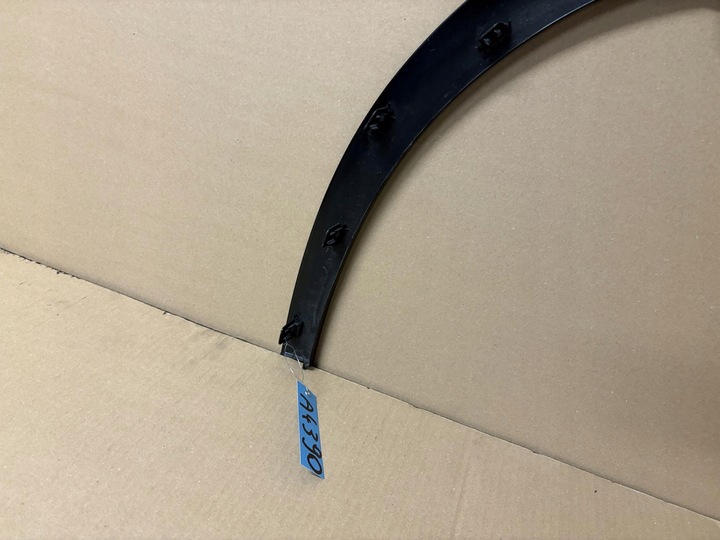 фото №9, Lexus rx v 2022- планка накладка крыльев правые перед 75601-48080