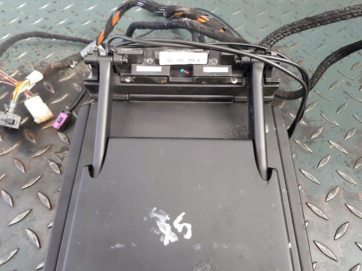 фото №15, Підлокітник тунелю середнього шкіра бардачок телефону bmw x5 e53 дорестайлінг