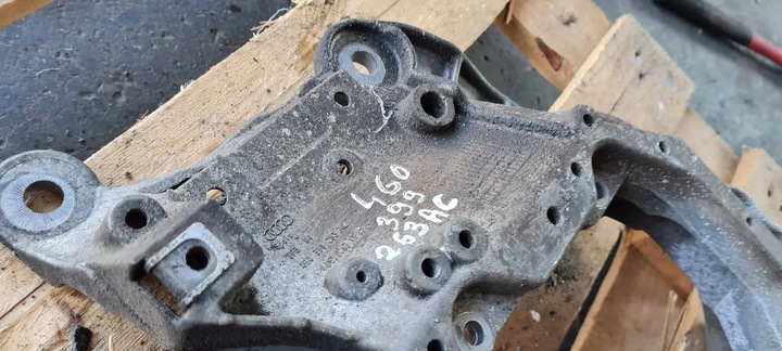 фото №8, A6 c7 4g рестайлінг тримач кріплення коробки подушка 3.0 tfsi s-tronic a7 4g