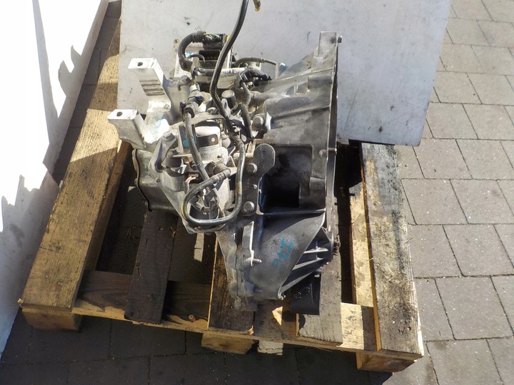 фото №9, Peuegeot 508 13r 2.0 hdi гибрид 163km коробка передач автомат 9678990680