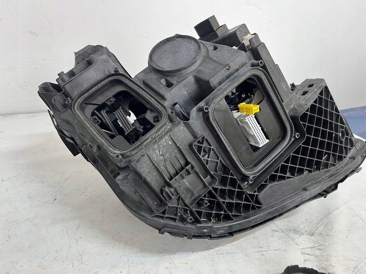 фото №13, Mercedes e класс w213 213 лампа перед передняя левая полный led оригинал европа