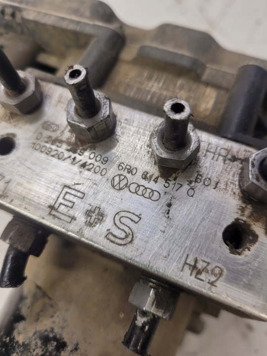 фото №5, Блок керування abs esp audi vw seat 6r0907379ah 6r0614517q