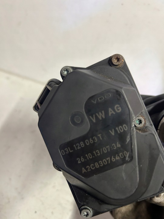фото №11, Vw audi seat skoda 2.0tdi cff колектор впускний  дросельна заслінка 03l129711am