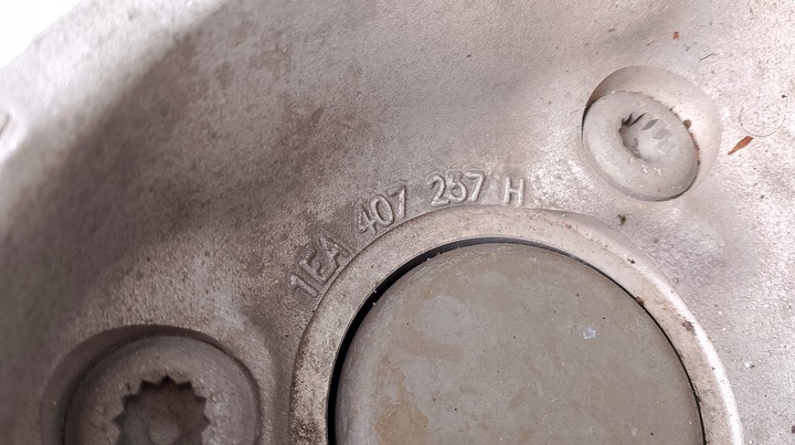 фото №4, Q4 enyaq id3 id4 ліва zrotnica ступиця амортизатор