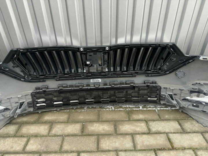 фото №8, Skoda octavia iv бампер перед передний решётка pod радар 20-24 lf7c