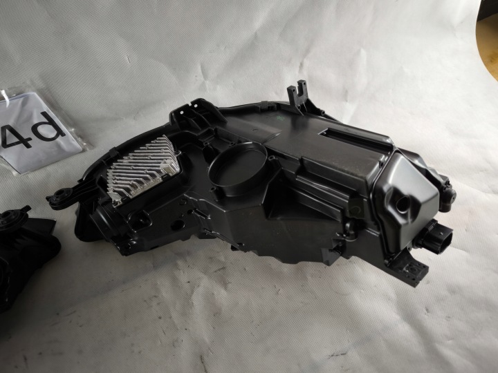 фото №13, Audi a4 b9 рестайлінг повний led ліве праве фара передня 8w0941033d 8w0941034d