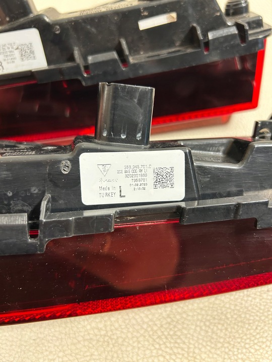 фото №7, Porsche macan світло протитуманні права ліва 95b945701 95b945702