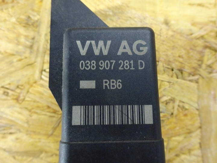 фото №13, Audi seat skoda vw реле свечей накаливания bosch 038907281d 0281003038