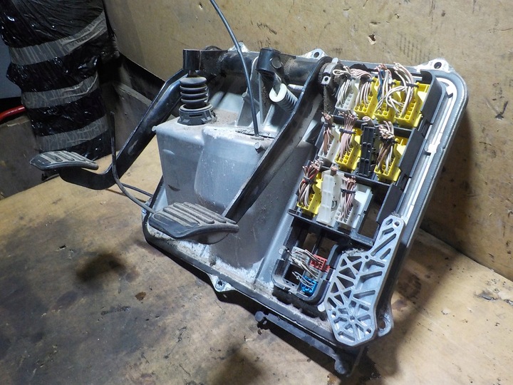 фото №5, Педалі гальма зчеплення педаль man tgx 26.440