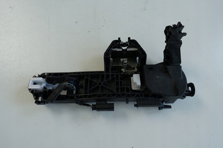 фото №1, Mercedes держатель рамка ручка левый перед