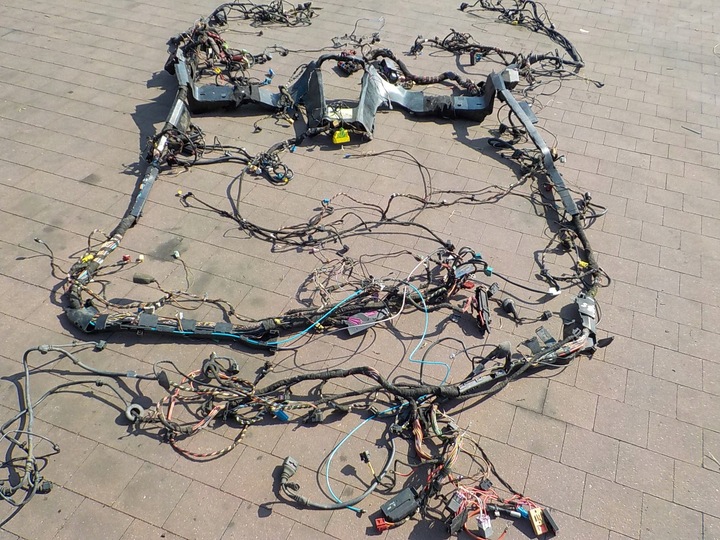 фото №1, Audi a8 s8 d3 рестайлинг жгут автомобиль wnetrzna комплектная