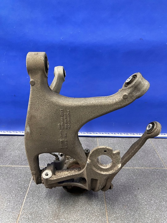 фото №5, Audi a4 b8 a5 8t a6 a7 q5 8r поворотна опора лівий зад 8r0505431f 8r0505311f