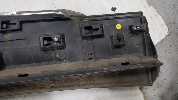 фото №14, Планка двері лівий перед -- vw tiguan 5na854939ah демонтаж