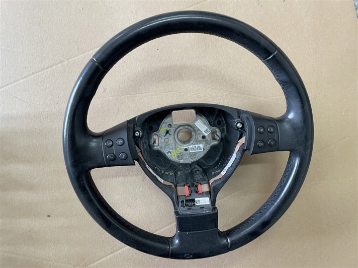 фото №6, Руль кожа мультифункция 3c0419091ap vw passat b6 09r