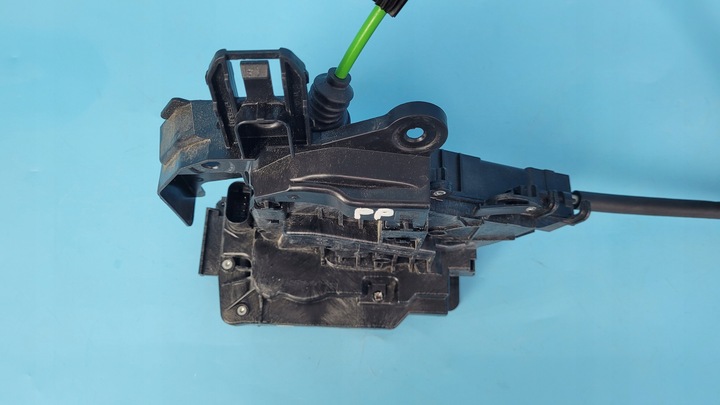 фото №11, Mercedes eqe w295 350+ 23r замок двері праві перед a0997205602 a2230030899