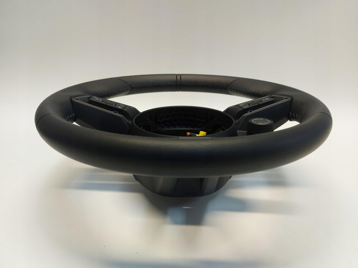 фото №5, Porsche taycan 4s 9j1 2022 кермо шкіряний оригінальна пелюстки