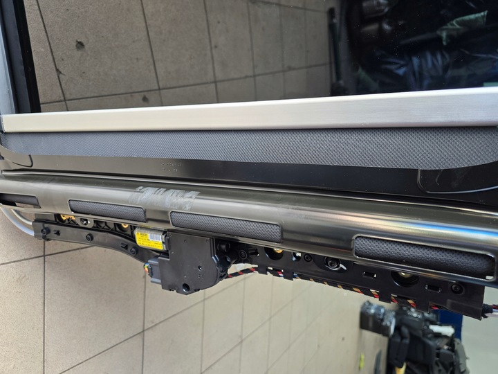 фото №9, Крыша люк панорама audi q5 sq5 8r0 s-line чёрная подкладка 8r0877041d